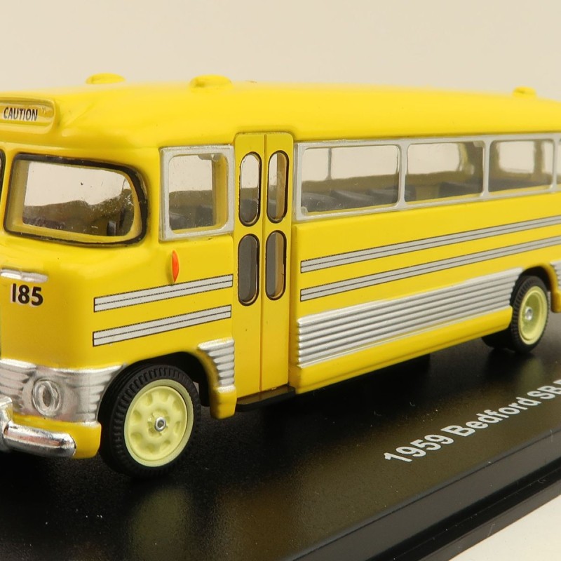 Road Ragers - Australien 1959 Bedford SB Bus - Pennington School Bus Yellow - Scale 1:87