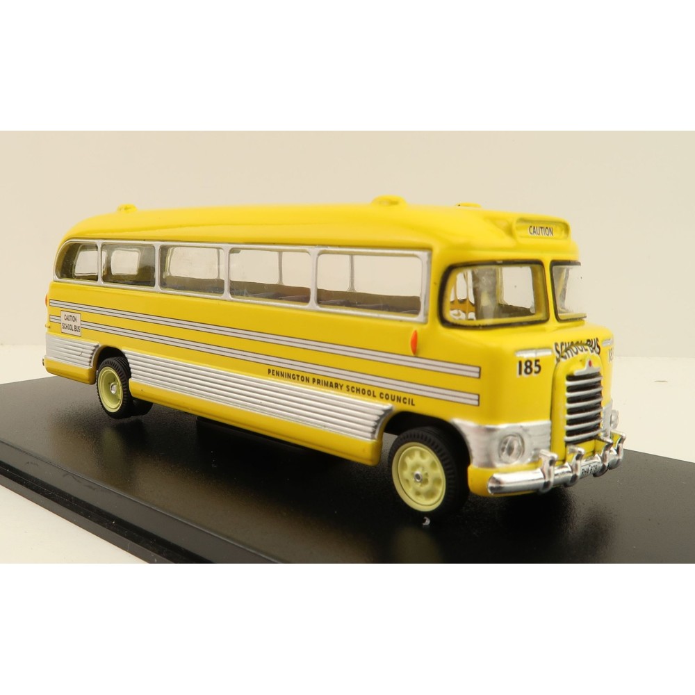 Road Ragers - Australien 1959 Bedford SB Bus - Pennington School Bus Yellow - Scale 1:87