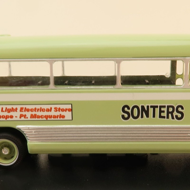 Road Ragers - Australien 1959 Bedford SB Bus - Sonters - Scale 1:87