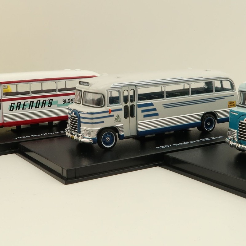Road Ragers - Australien Bedford SB Bus - 4 Bus Set - Scale 1:87