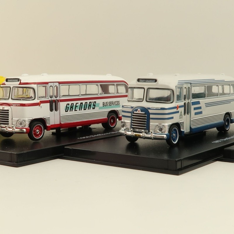 Road Ragers - Australien Bedford SB Bus - 4 Bus Set - Scale 1:87