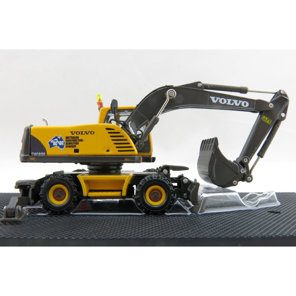 Road Ragers - Volvo EW180 B Mobile Wheeled Excavator Australian Constrution & Demolition Company - Scale 1:87