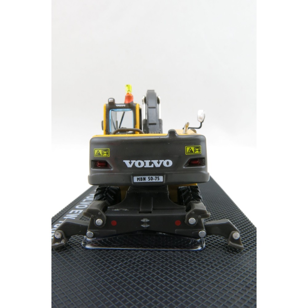 Road Ragers - Volvo EW180 B Mobile Wheeled Excavator Australian Constrution & Demolition Company - Scale 1:87
