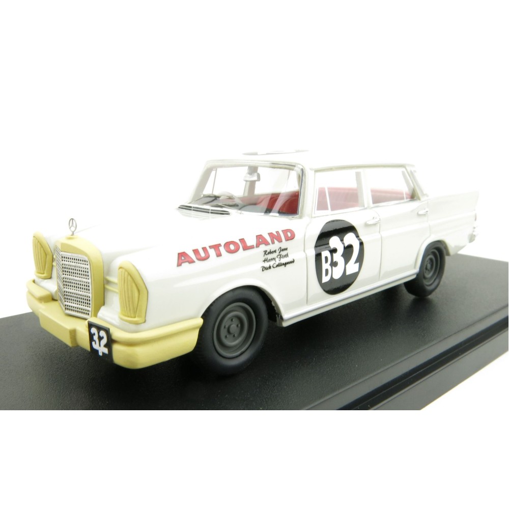 Ace Models ACETF15 Mercedes Benz 220SE Phillip Island Winner 1961 Jane / Firth - Scale 1:43