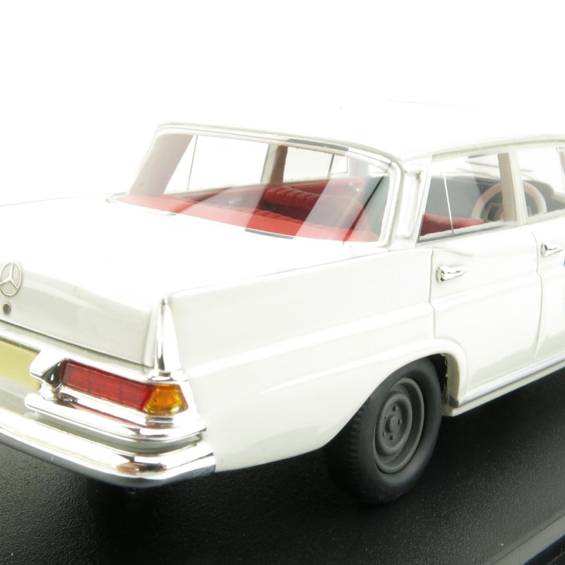 Ace Models ACETF15 Mercedes Benz 220SE Phillip Island Winner 1961 Jane / Firth - Scale 1:43
