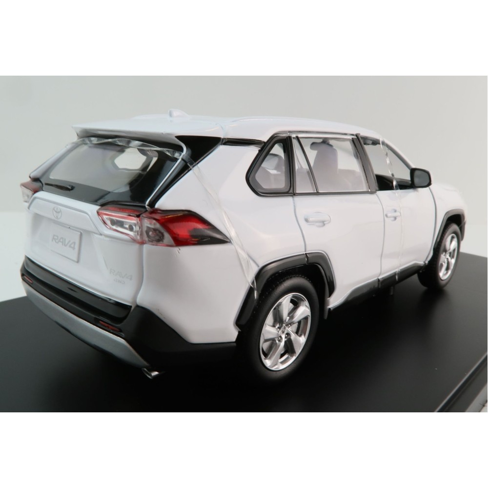 DDA Collectibles DDA124002 - Toyota RAV4 With Lights & Sounds White - Scale 1:24