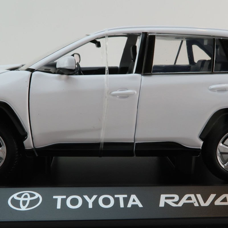 DDA Collectibles DDA124002 - Toyota RAV4 With Lights & Sounds White - Scale 1:24