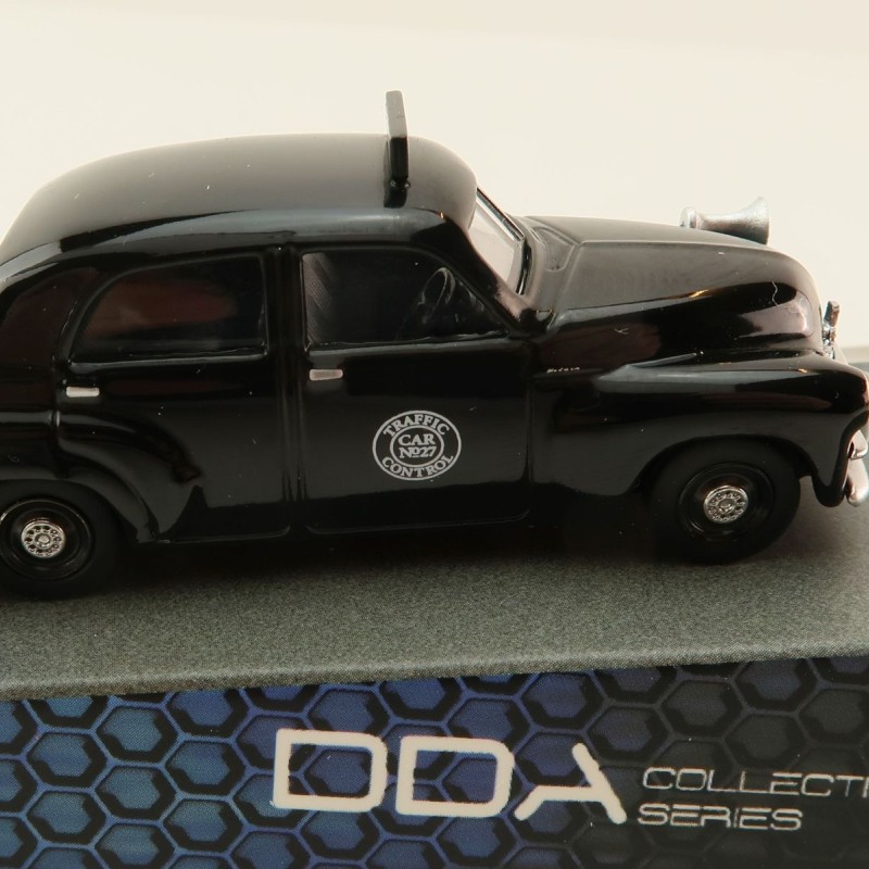 DDA Collectibles DDA164003 - 1955 Holden FJ Police Car Model Diecast - Scale 1:64