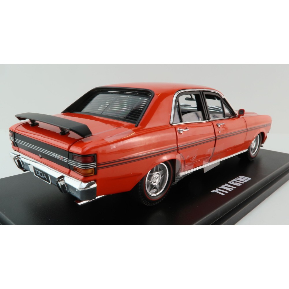 DDA Collectibles DDA24832 - Ford Falcon XY GTHO Phase 3 Sedan Vermillion Fire Black Stripes - Scale 1:24