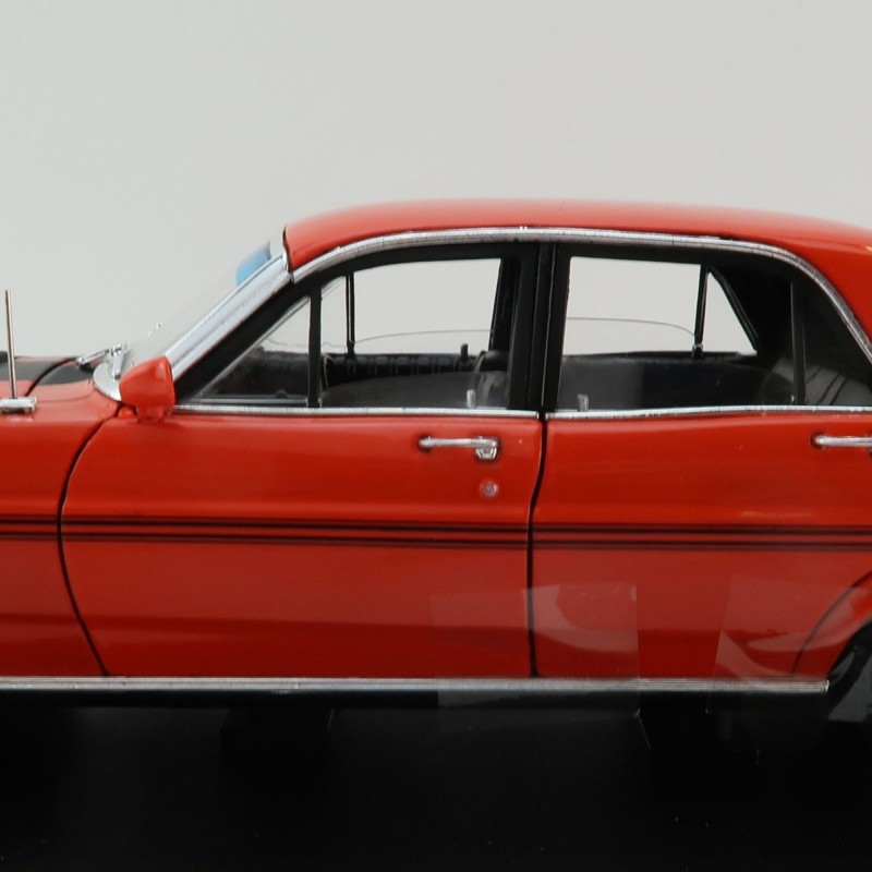 DDA Collectibles DDA24832 - Ford Falcon XY GTHO Phase 3 Sedan Vermillion Fire Black Stripes - Scale 1:24