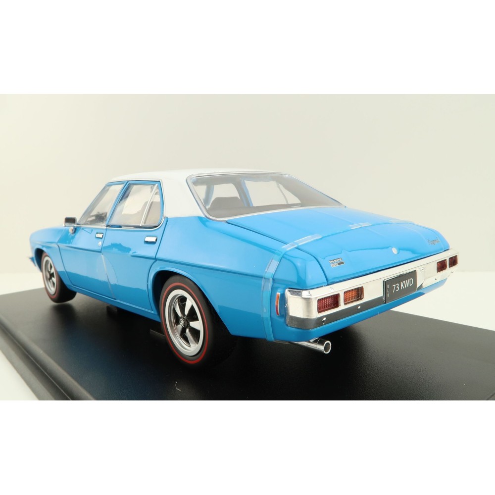 DDA Collectibles DDA311 - 1973 Holden HQ Monaro Kingswood 4 Door Super Blue White Roof - Scale 1:24