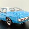 DDA Collectibles DDA311 - 1973 Holden HQ Monaro Kingswood 4 Door Super Blue White Roof - Scale 1:24