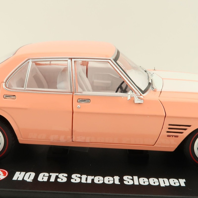 DDA Collectibles DDA312 - Holden HQ GTS Twin Turbo Monaro Light Tangerine - Scale 1:24