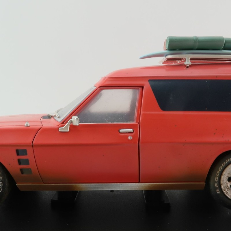 DDA Collectibles DDA500-D - 1975 Holden Max's HJ Panel Van Mad Max Dirty Version - Scale 1:24