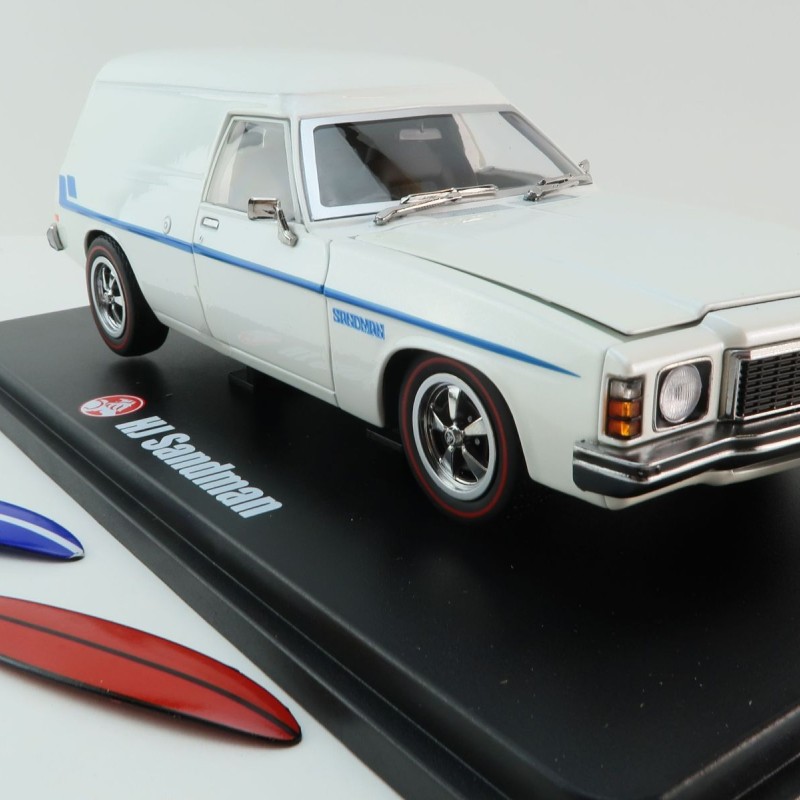 DDA Collectibles DDA513 - Holden HJ Sandman Panel Van Jack Frost White Metallic  - Scale 1:24