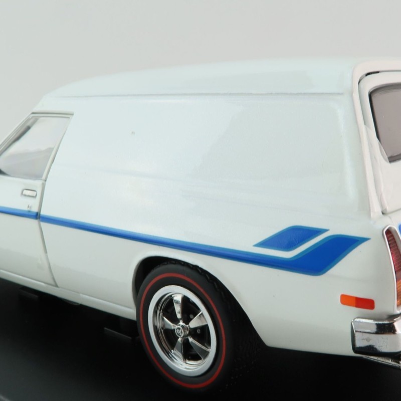 DDA Collectibles DDA513 - Holden HJ Sandman Panel Van Jack Frost White Metallic  - Scale 1:24