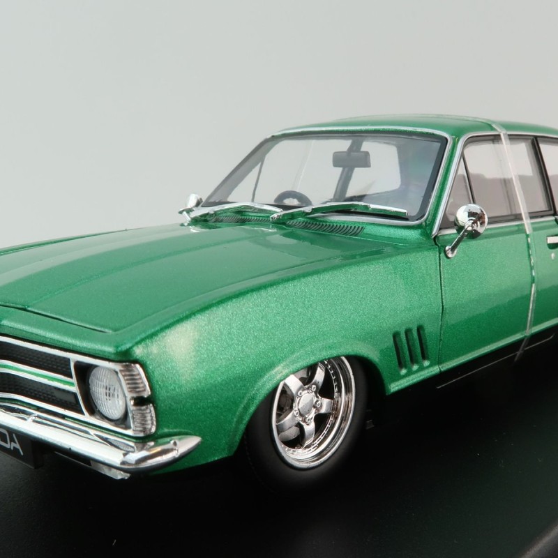 DDA Collectibles DDA605 - Holden LC GTR 308 Torana Indy Green Metallic  - Scale 1:24