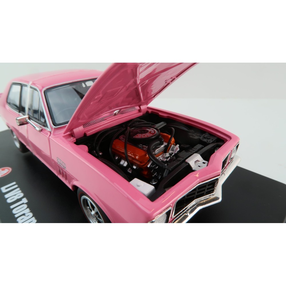 DDA Collectibles DDA620 - 1972 Holden LJ V8 Torana Strike Me Pink  - Scale 1:24