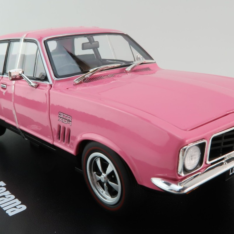 DDA Collectibles DDA620 - 1972 Holden LJ V8 Torana Strike Me Pink  - Scale 1:24