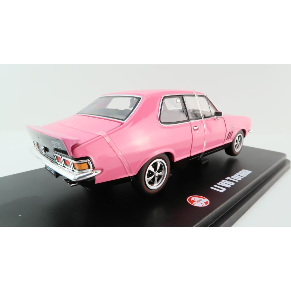 DDA Collectibles DDA620 - 1972 Holden LJ V8 Torana Strike Me Pink  - Scale 1:24