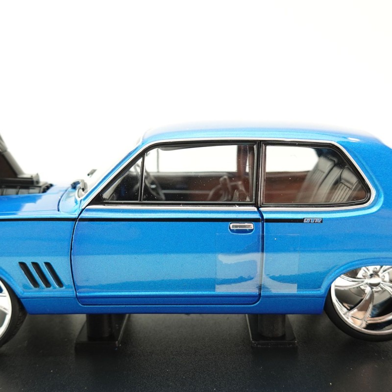 DDA Collectibles DDA623 - Metalic Blue Evil LJ 1973 Holden LJ Torana - Scale 1:24