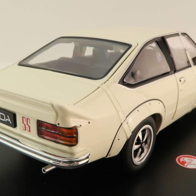 DDA Collectibles DDA800 - A9X Torana 308 Factory Car White Black - Scale 1:24