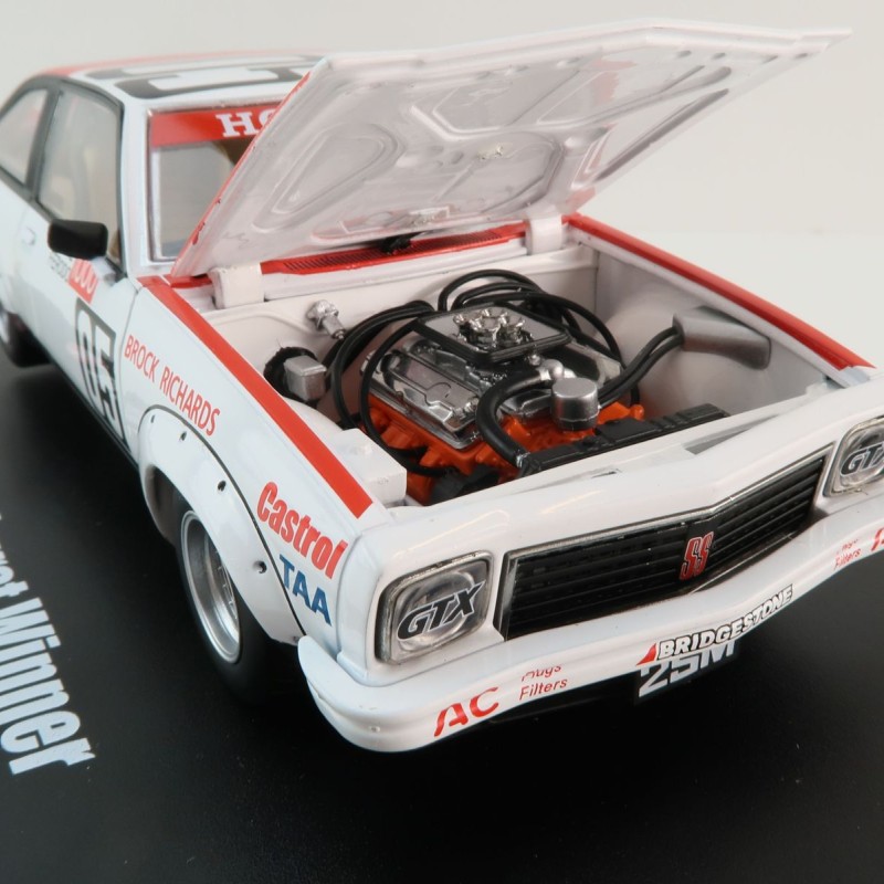 DDA Collectibles DDA803 - Holden HDT LX A9X Torana No 05 Peter Brock 1979 Bathurst Winner - Scale 1:24