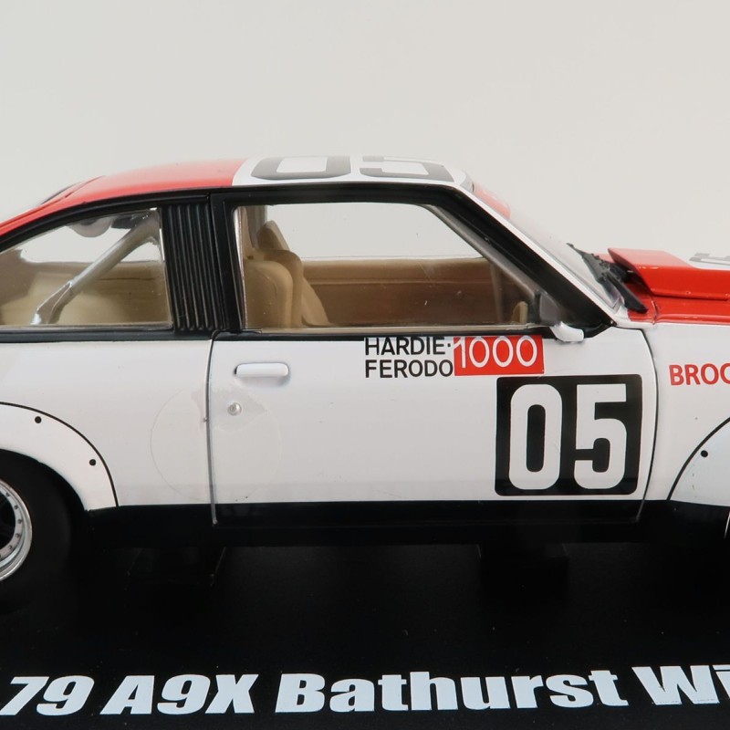 DDA Collectibles DDA803 - Holden HDT LX A9X Torana No 05 Peter Brock 1979 Bathurst Winner - Scale 1:24