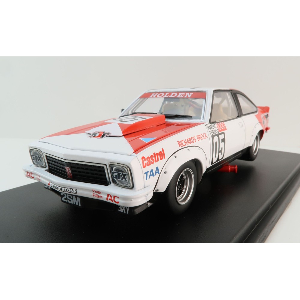 DDA Collectibles DDA803 - Holden HDT LX A9X Torana No 05 Peter Brock 1979 Bathurst Winner - Scale 1:24