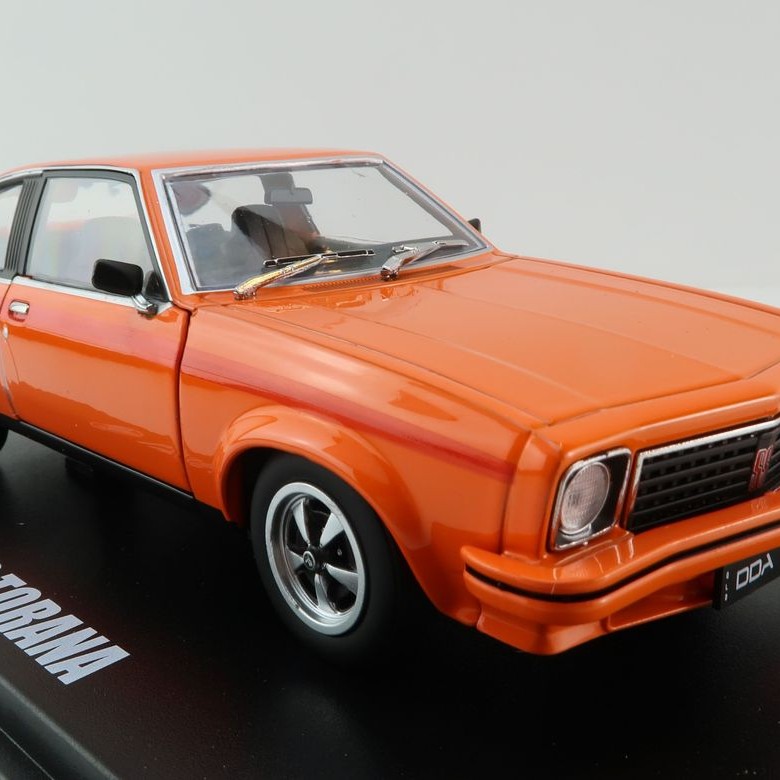 DDA Collectibles DDA805 - Holden LX Torana SS  6 Cylinder Hatchback Orange - Scale 1:24