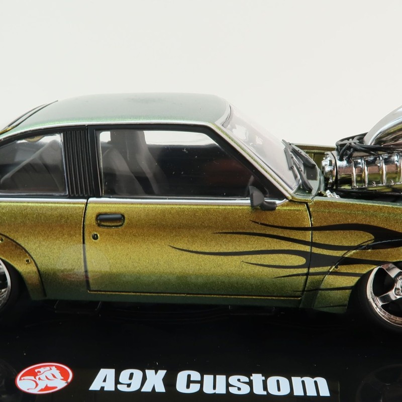DDA Collectibles DDA806 - Holden A9X Torana Supercharged Colour Shift with Flames - Scale 1:24