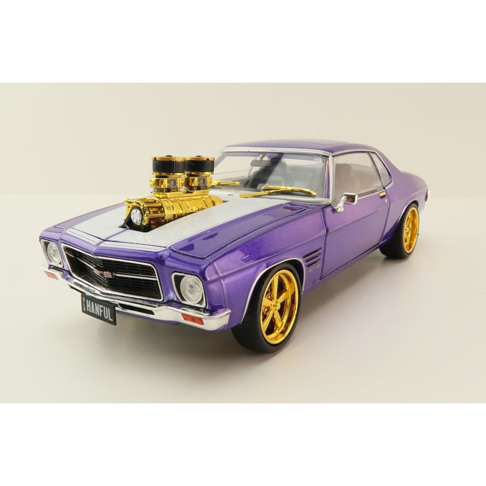 DDA GreenLight DDA201 1973 Custom Holden HQ Monaro Hanful Chase Car Scale 1:24