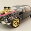 DDA GreenLight DDA206-P 1973 Custom Holden HQ Monaro KUSTOMQ Black / Pink Chase Car Scale 1:24 
