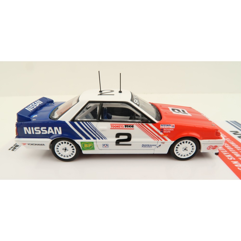 INNO64 - Nissan Skyline GTS-R HR31 Bathurst Nissan Motor Sports Jim Richards Skafe Scale 1:64