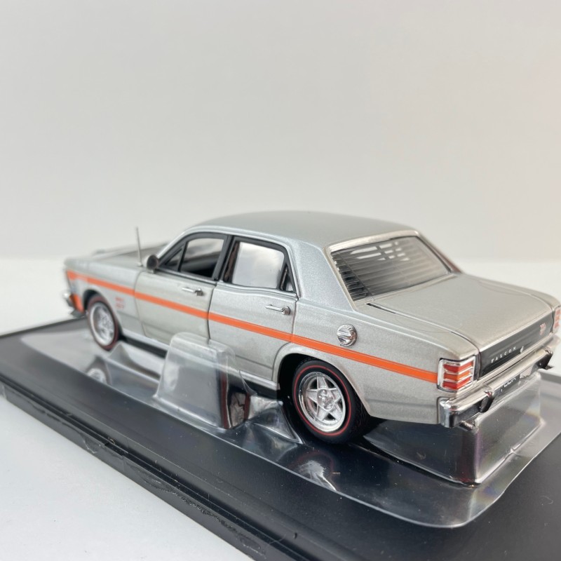 DDA Collectibles DDA32377-2 - Ford XW GTHO Phase II Silver Fox with Orange Stripes - Scale 1:32
