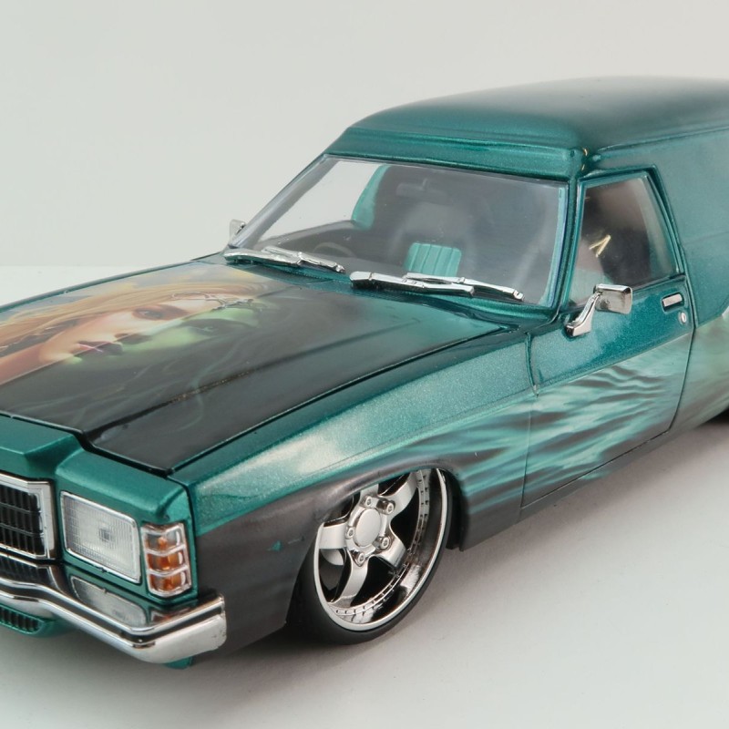 DDA Collectibles DDA124TW-A - Sea Witch Holden HJ Panel Van Twin Set - Scale 1:24