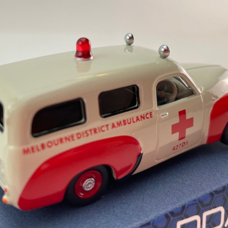 DDA Collectibles DDA164005 - 1955 Holden FJ Station Wagon Panel Van Melbourne Ambulance - Scale 1:64