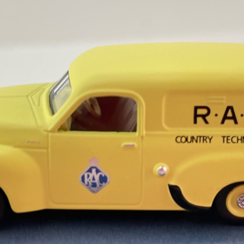 DDA Collectibles DDA164006 - 1955 Holden FJ Station Wagon Panel Van RACQ Diecast - Scale 1:64