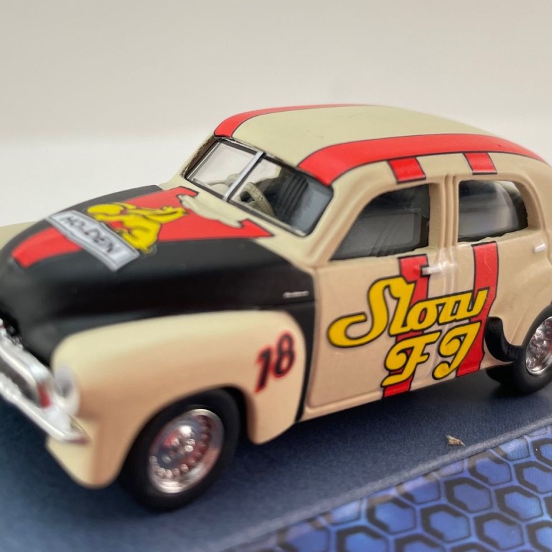 DDA Collectibles DDA164007 - Holden FJ Slow No 18 Car Model Diecast - Scale 1:64