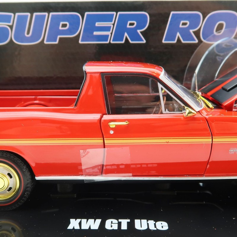 DDA Collectibles DDA2489C - 1970 Ford Falcon XW GTHO Ute 351 T-Bar Auto - Red Chase Edition 1:24