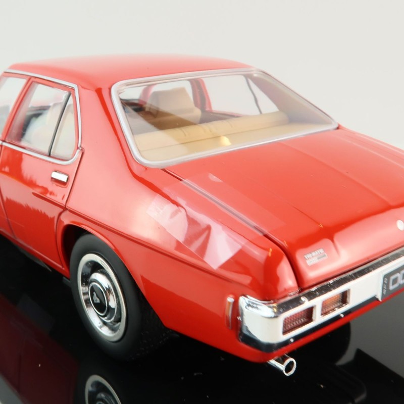 DDA Collectibles DDA324 - Holden HQ Monaro Kingswood 4 Door Red - Scale 1:24