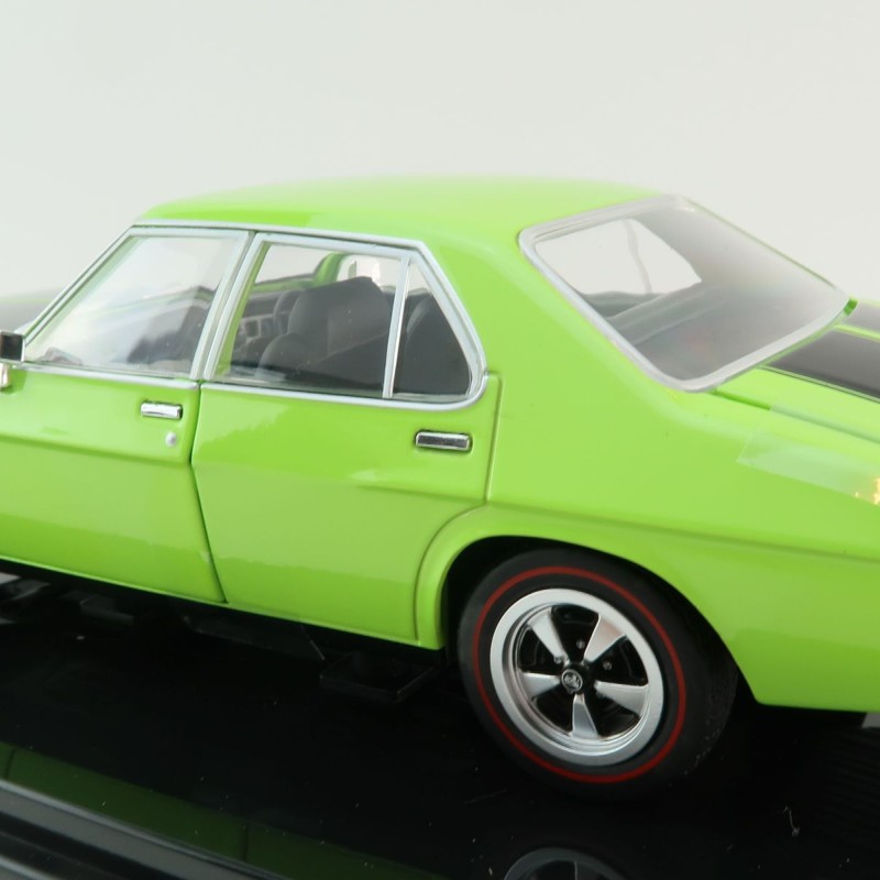DDA Collectibles DDA325 - Holden HQ GTS Monaro 4 Door Lime Green - Scale 1:24