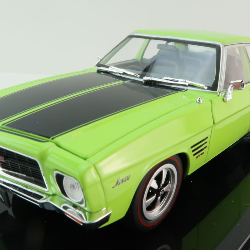 DDA Collectibles DDA325 - Holden HQ GTS Monaro 4 Door Lime Green - Scale 1:24