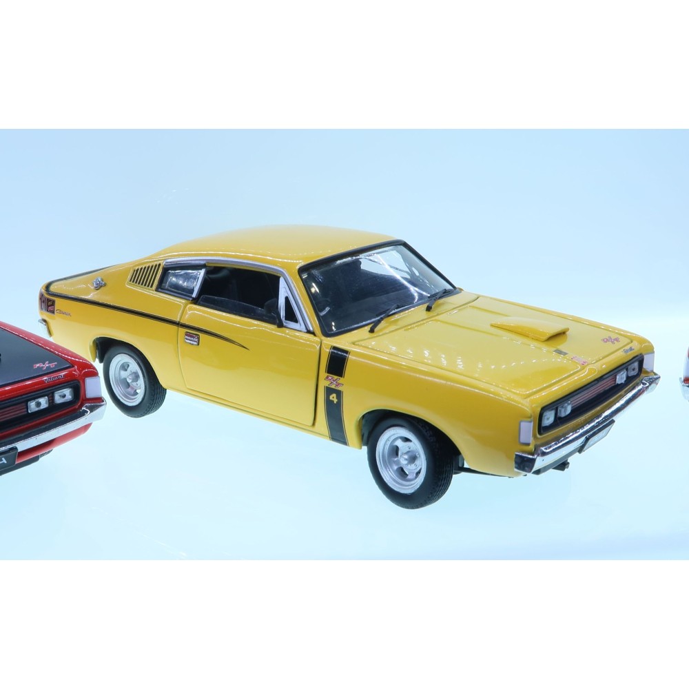 DDA Collectibles DDA32817 - Chrysler Valiant E49 Charger Yellow - Scale 1:32