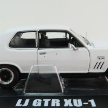 DDA Collectibles DDA32842-5 - Holden Torana LJ GTR XU1 White - Scale 1:32