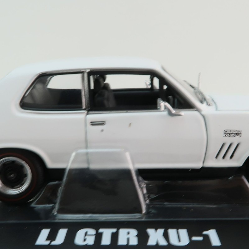 DDA Collectibles DDA32842-5 - Holden Torana LJ GTR XU1 White - Scale 1:32