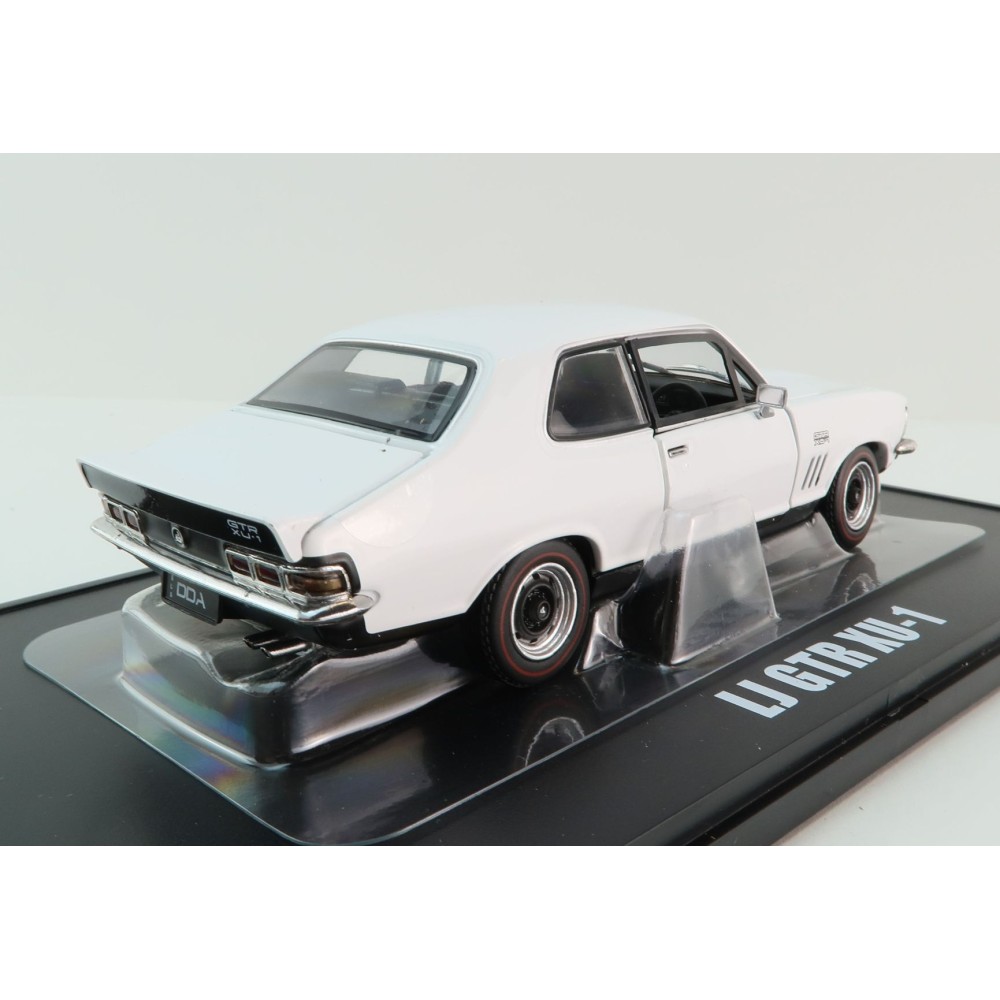 DDA Collectibles DDA32842-5 - Holden Torana LJ GTR XU1 White - Scale 1:32