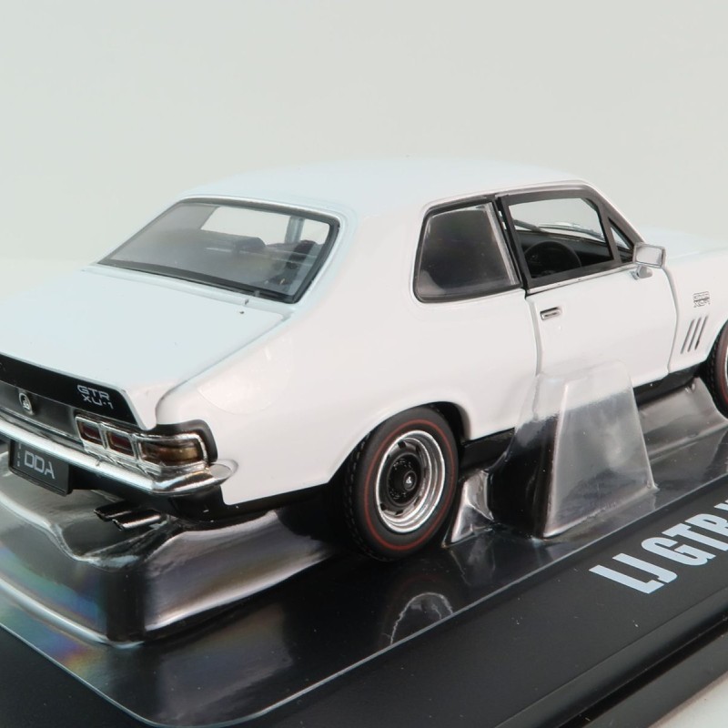 DDA Collectibles DDA32842-5 - Holden Torana LJ GTR XU1 White - Scale 1:32