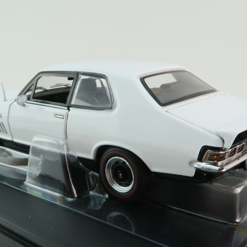 DDA Collectibles DDA32842-5 - Holden Torana LJ GTR XU1 White - Scale 1:32