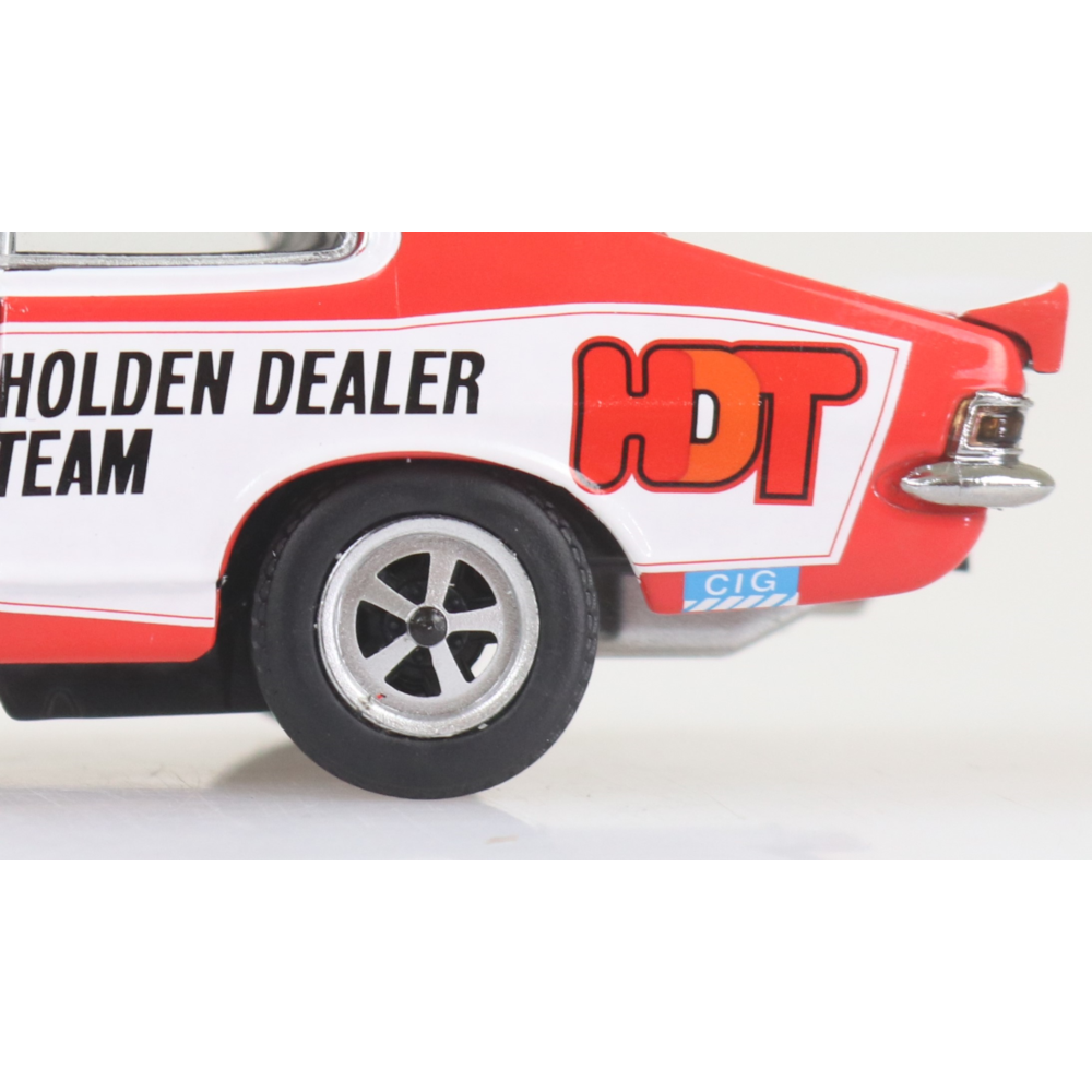 DDA Collectibles DDA32842-R1 - Holden Torana LJ GTR XU1 No 1 Peter Brock - Scale 1:32